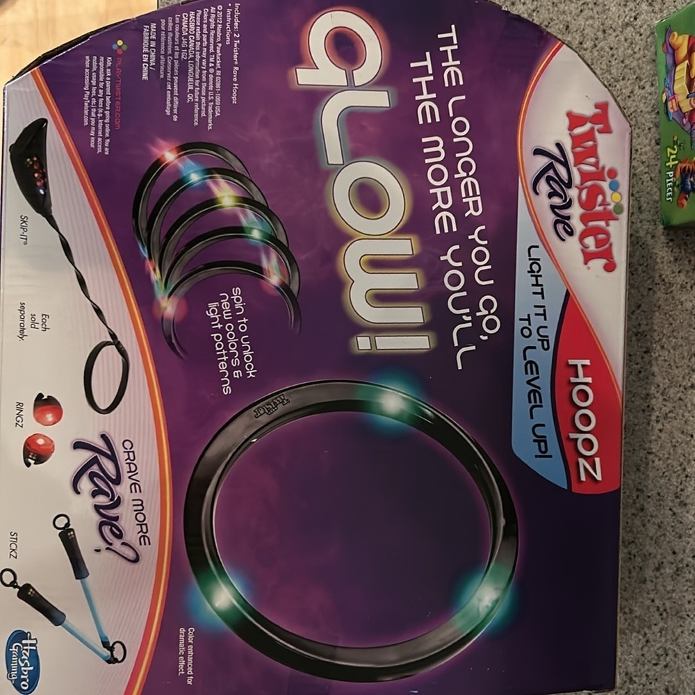 Twister Rave Hoopz - Picture 2 of 2